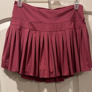 Goldhinge pink sz medium only worn twice, has shirts underneath